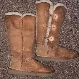 Ugg size 9
